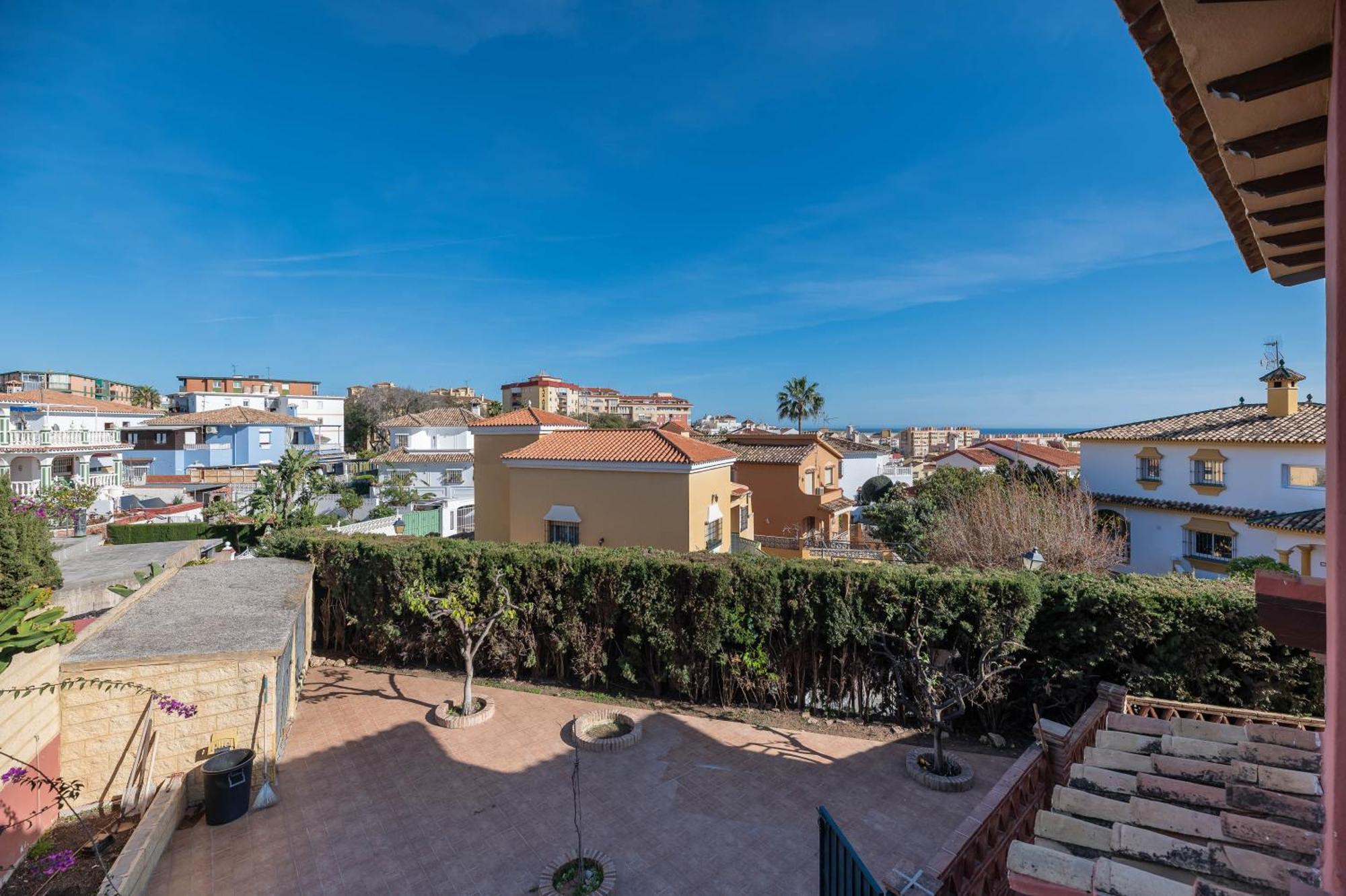 Apartamento Classic 5 Bdrm Andalucian W Pool & Sea View *